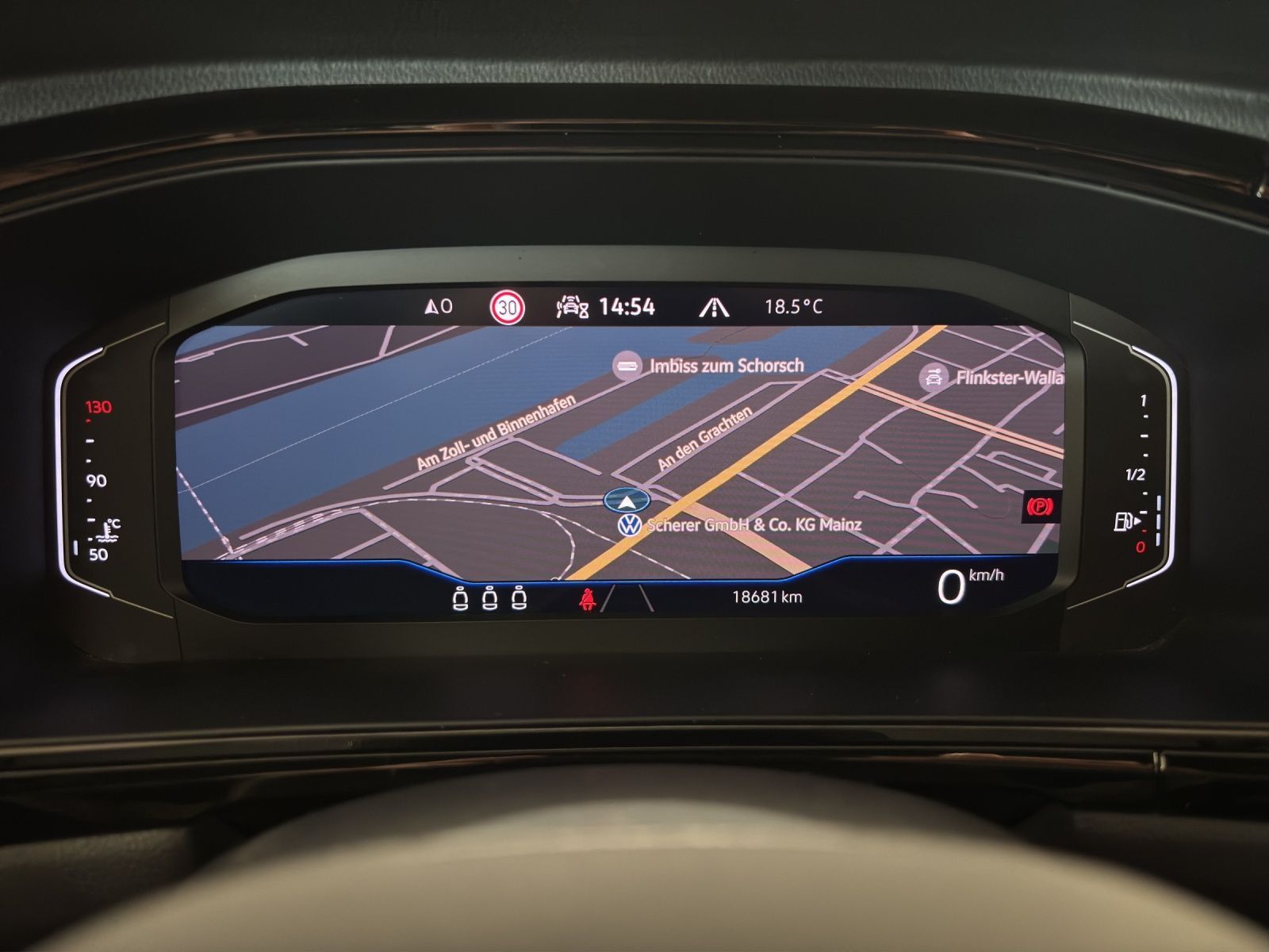 Volkswagen T-Roc - Bild 11