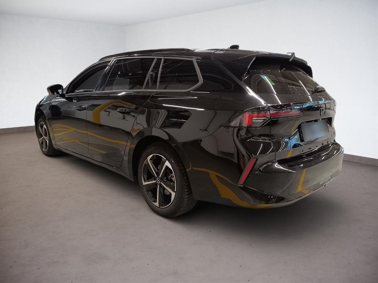 Fahrzeugabbildung Opel Astra L ST 1.2 GS 96KW Automatik