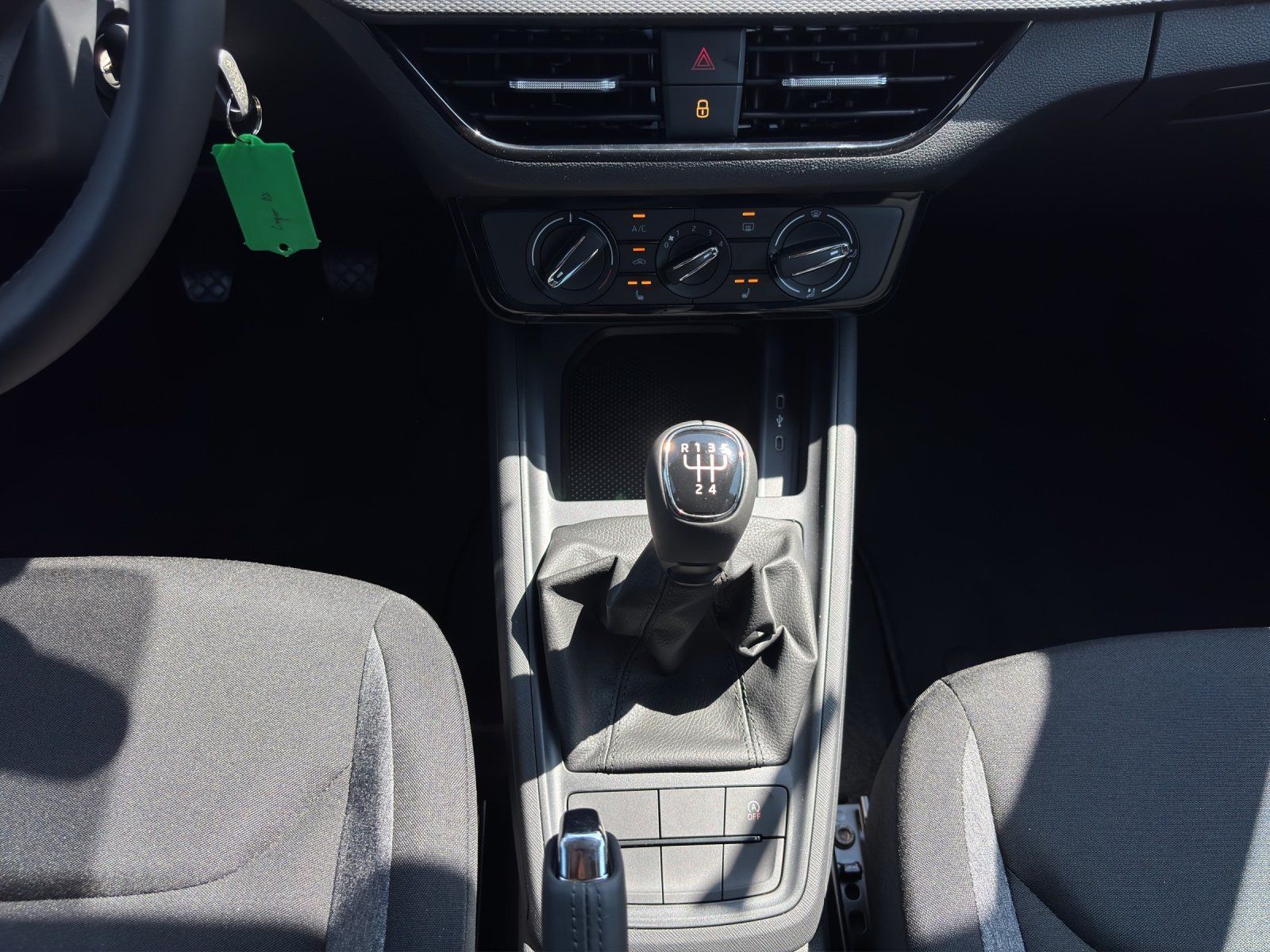 Fahrzeugabbildung SKODA Scala Essence 1,0 TSI 70 kW