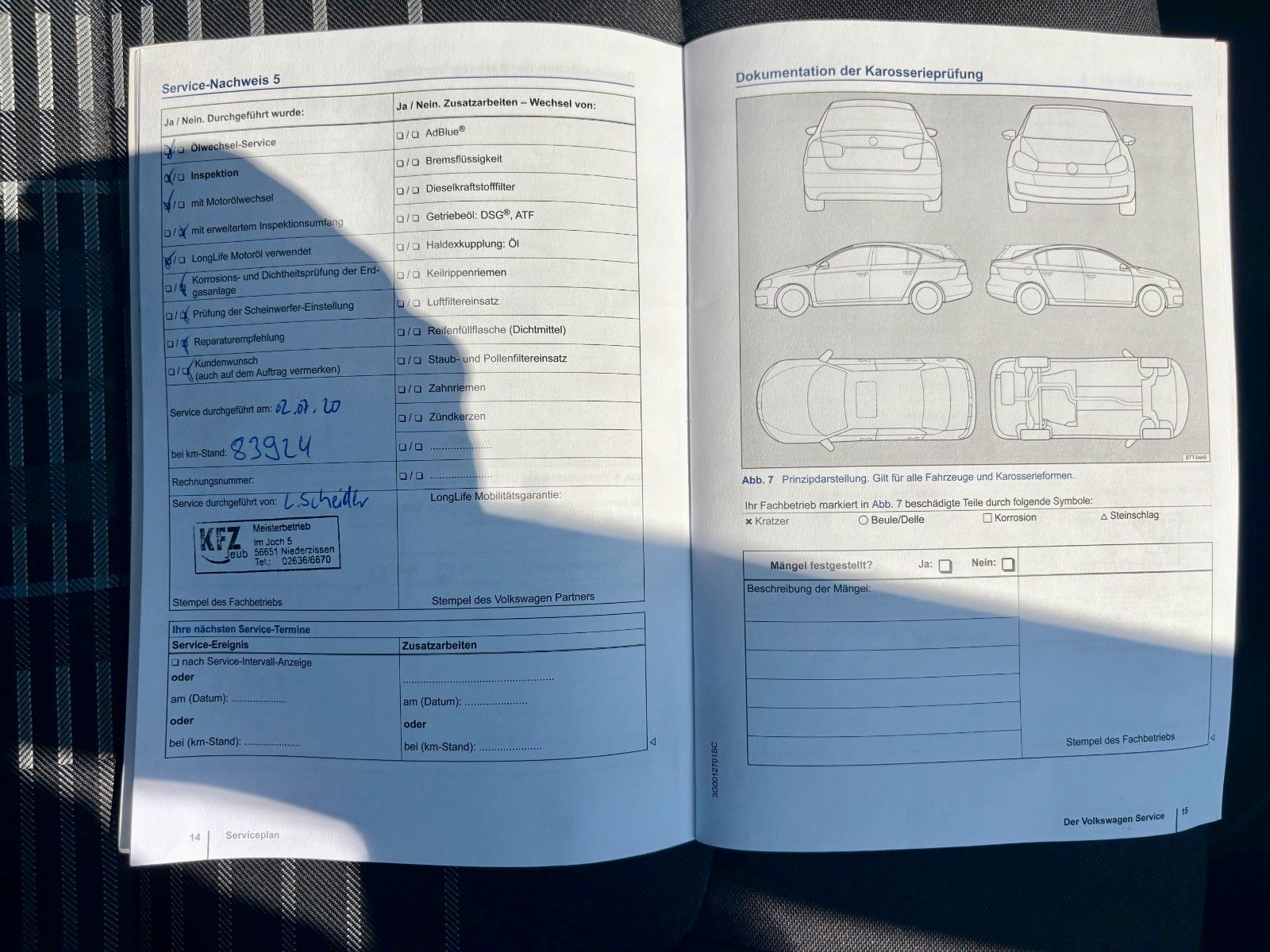 Fahrzeugabbildung Volkswagen Golf Sportsvan 2.0 TDI VII Lounge Xenon AHK ACC
