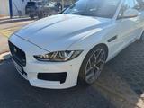 Jaguar XE S Automatik S - Jaguar XE Gebrauchtwagen