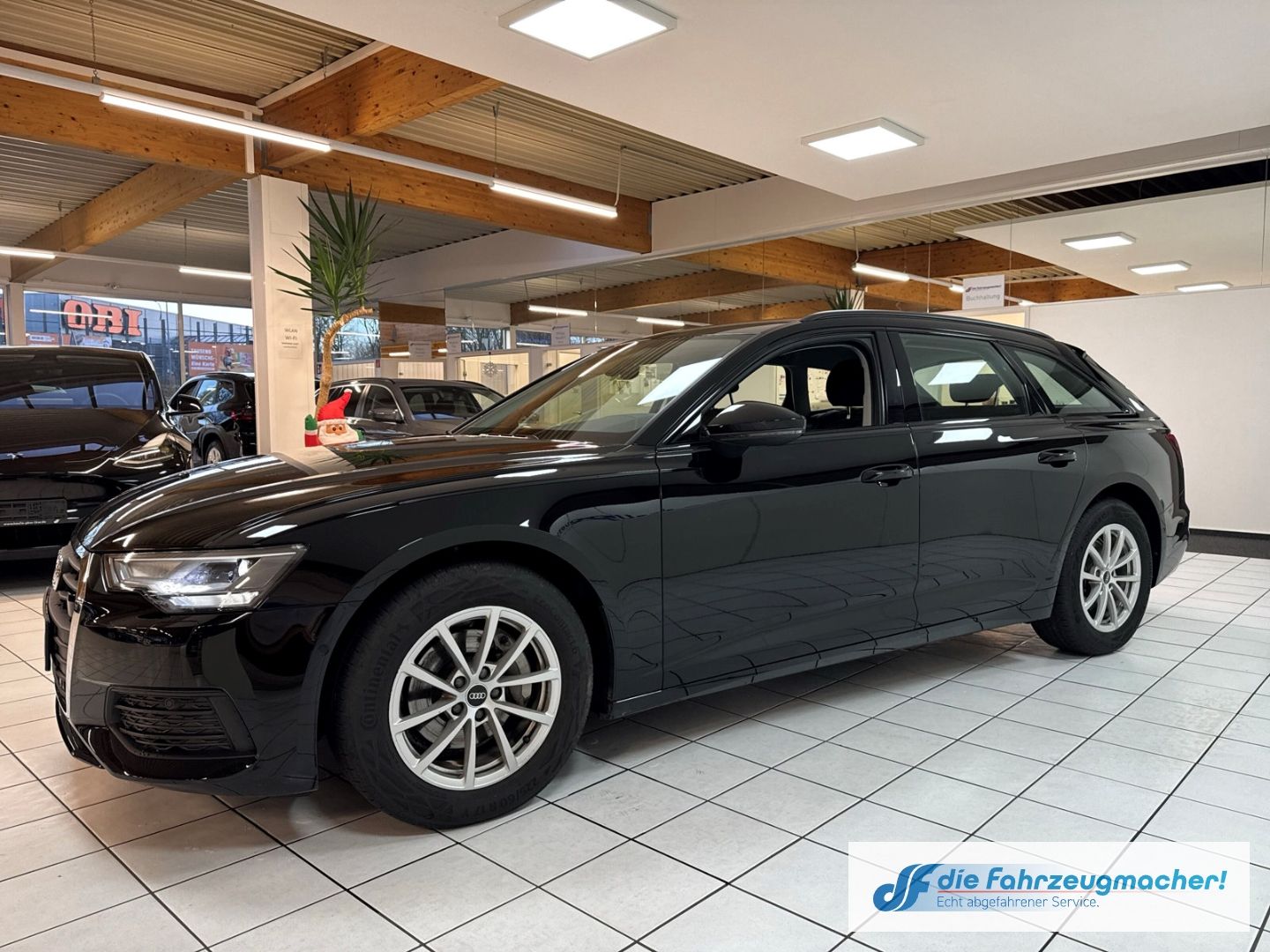 Fahrzeugabbildung Audi A6 Avant 35 TDI Navi LED ACC El. Heckklappe Mehr