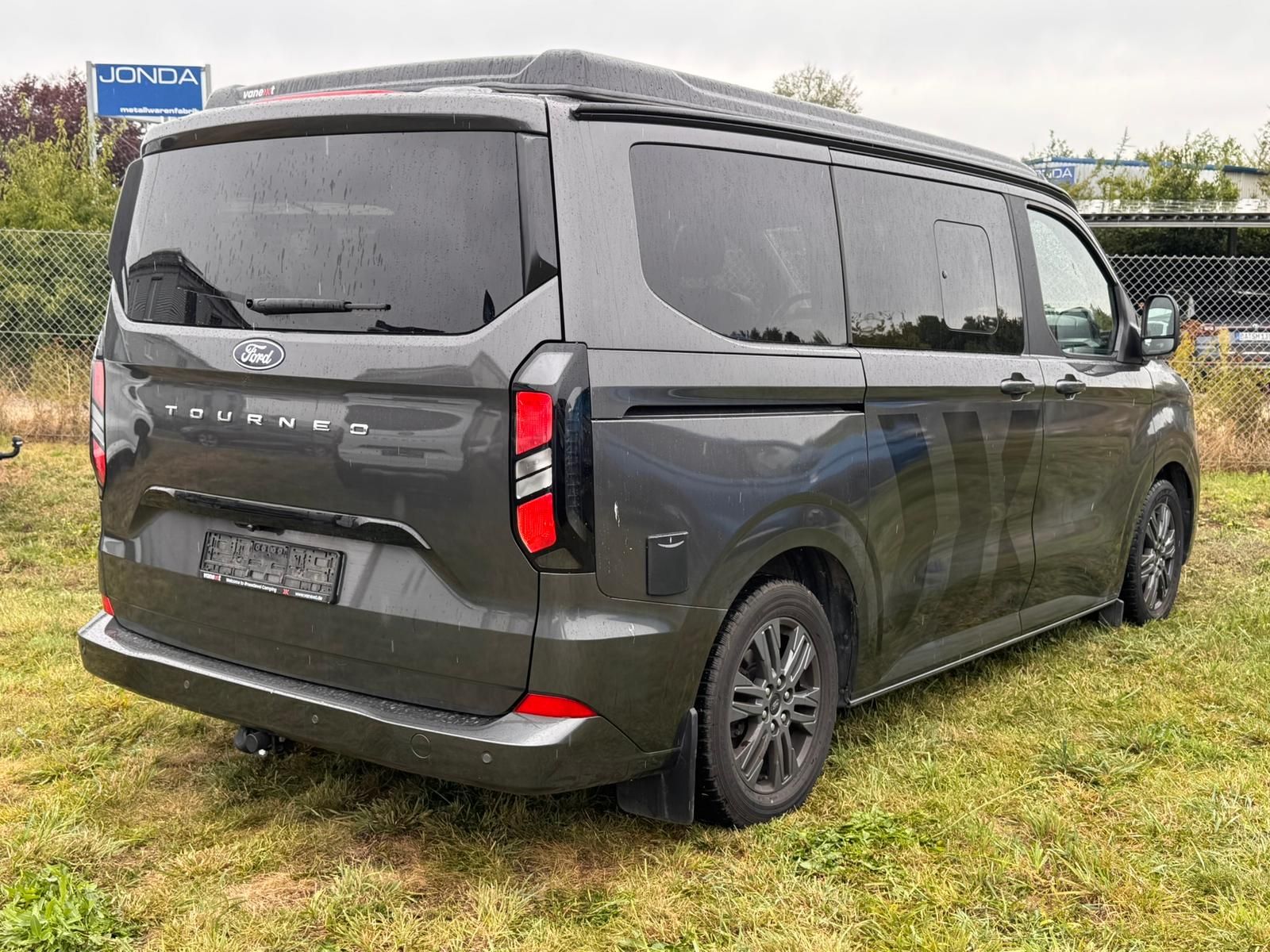 Ford Tourneo Custom Titanium Plus AWD Camper imagem 3