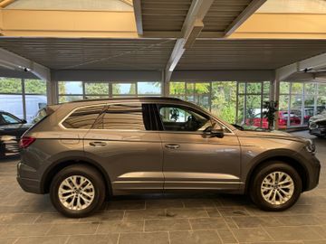 Volkswagen Touareg - 7