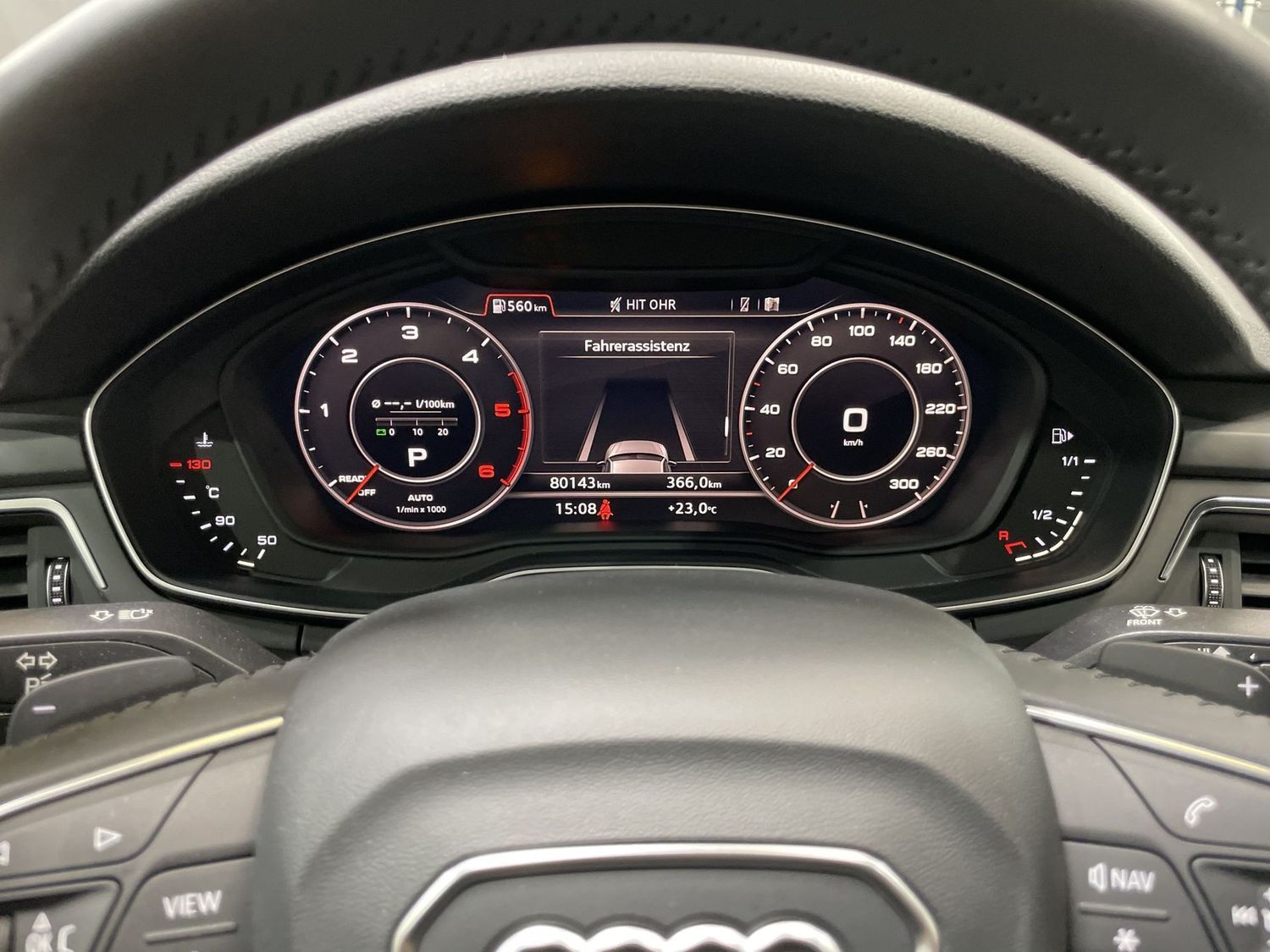 Fahrzeugabbildung Audi A4 Behinderteng. #Kamera#Matrix#ACC#Pano#Virtual