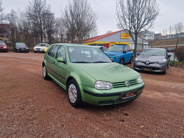 Volkswagen Golf 1.6*176TKm*Klimaaut*Zahnriemen neu*TÜV Neu!