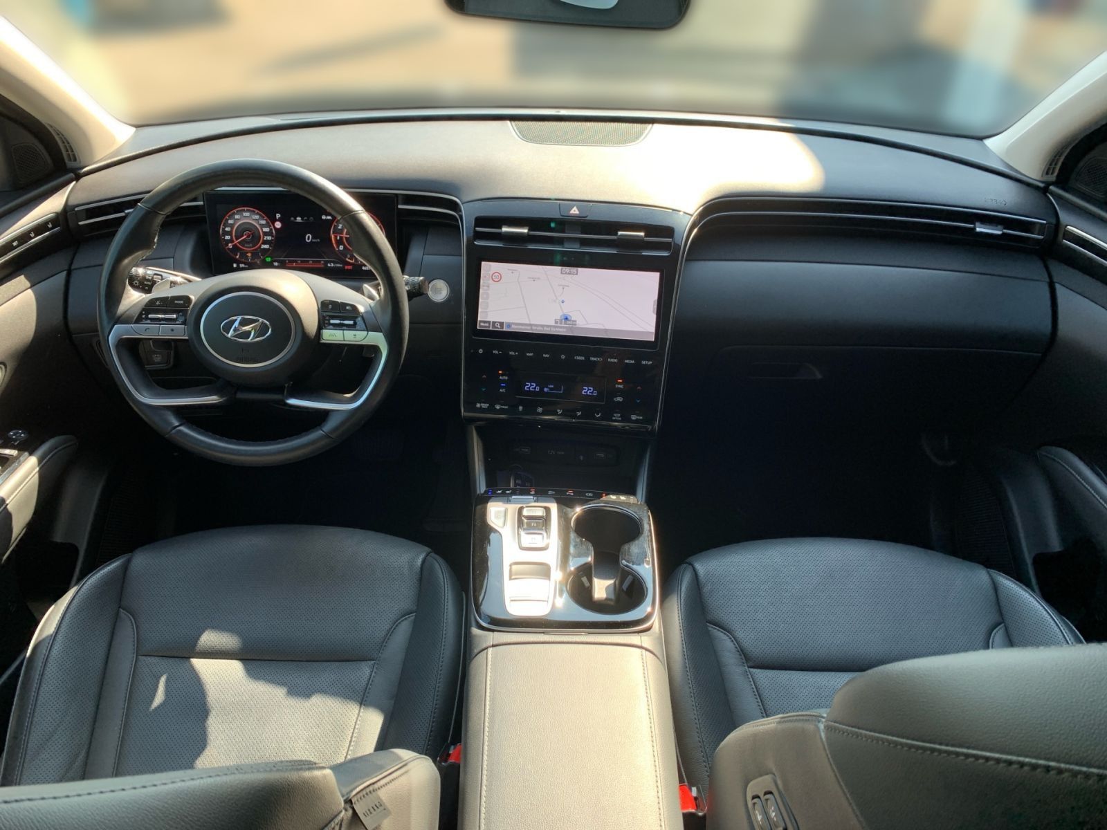 Fahrzeugabbildung Hyundai TUCSON 1.6 T-GDI Prime Hybrid Assi ECS Leder