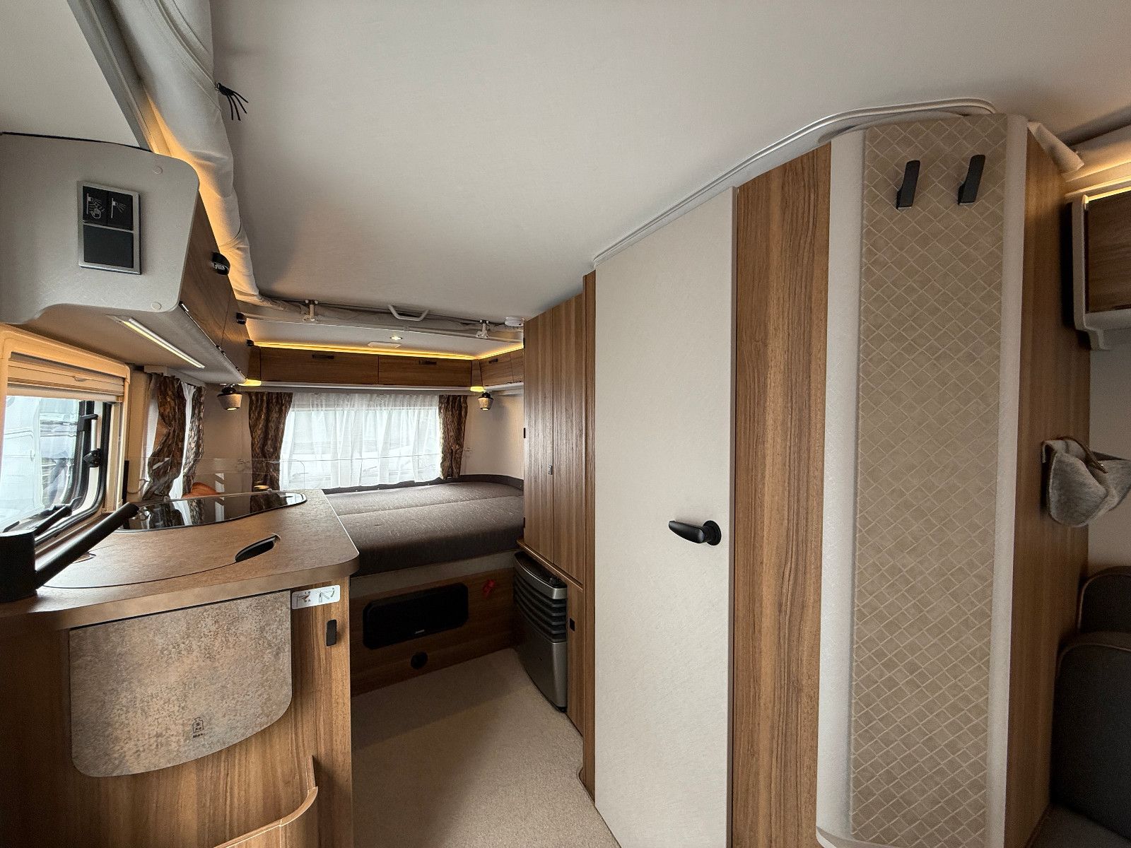Fahrzeugabbildung HYMER / ERIBA / HYMERCAR Touring 530 - 1.Hand - Vollausstattung!
