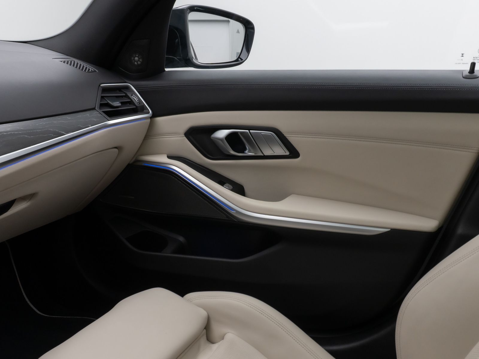 Fahrzeugabbildung BMW M3 Competition xD Glasdach Laser 360°HUD H/K DAB