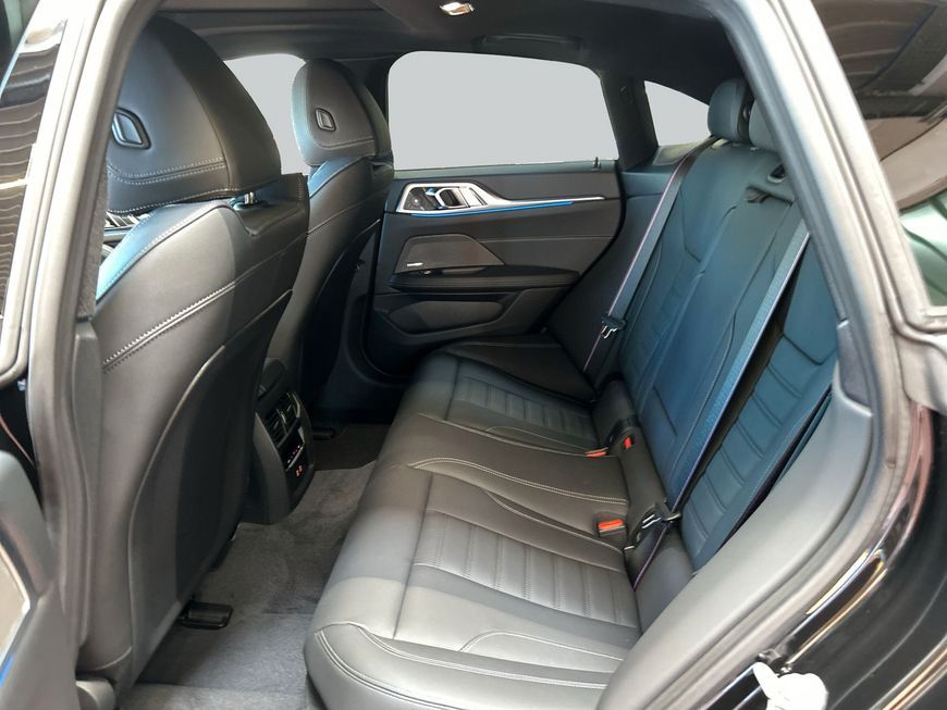 BMW i4 - Bild 12