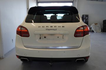 Porsche Cayenne - 8