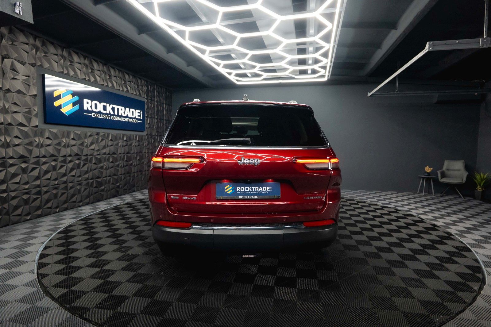 Fahrzeugabbildung Jeep Grand Cherokee 3.6 4x4 LIMITED L Modell 2022 19%