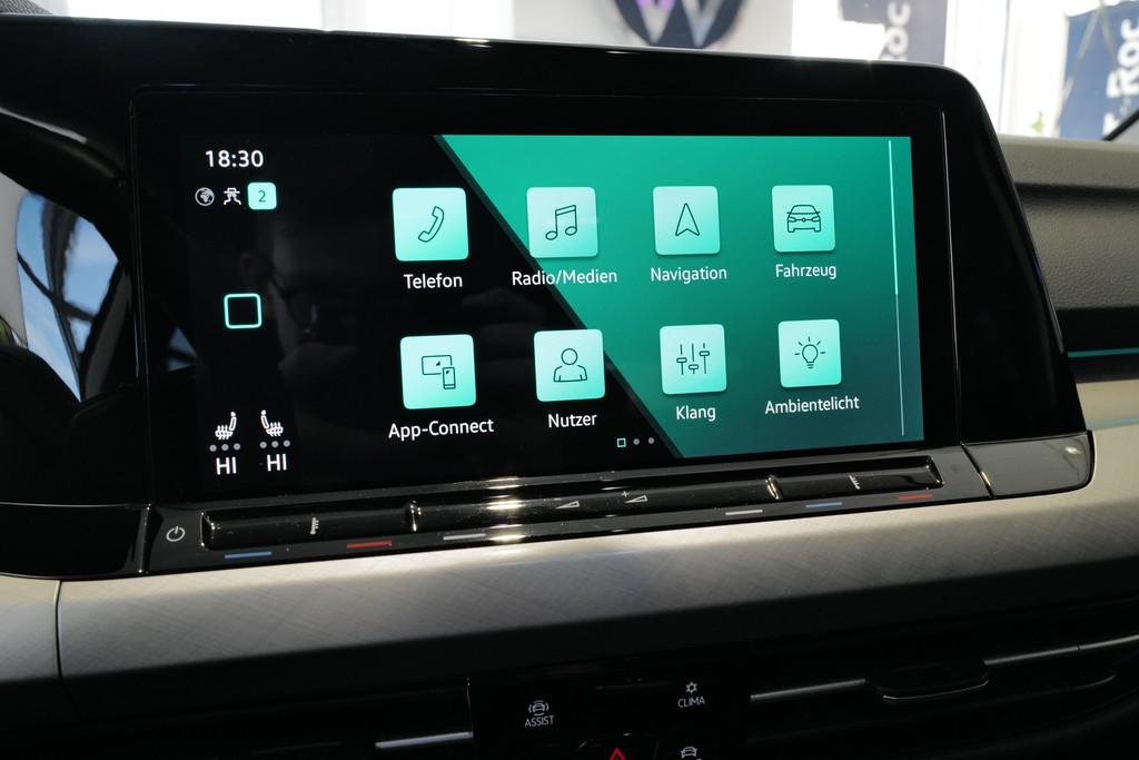 Volkswagen Golf 1.5TSI Life AHK DCC HKardon StdHz Memory, миниатюра 15