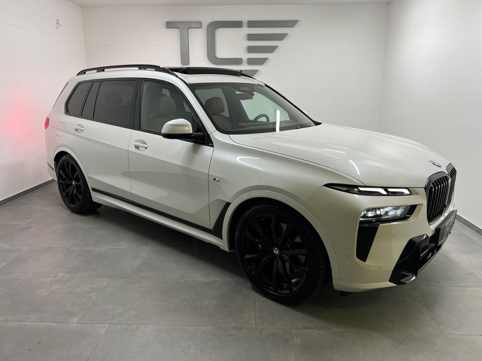 BMW X7 xDrive 40 d, Sky Lounge, M Sport, Integral, .