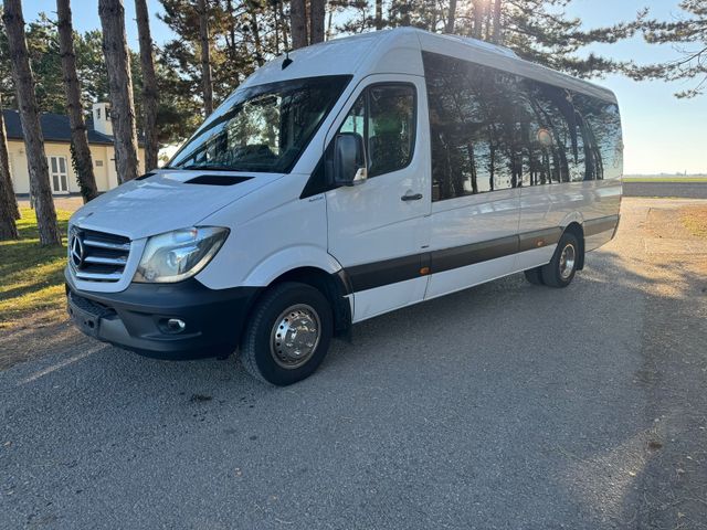 Mercedes-Benz Sprinter 519 V6