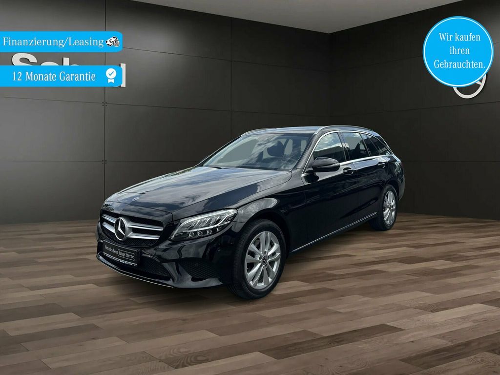 Image of Mercedes-Benz C 220