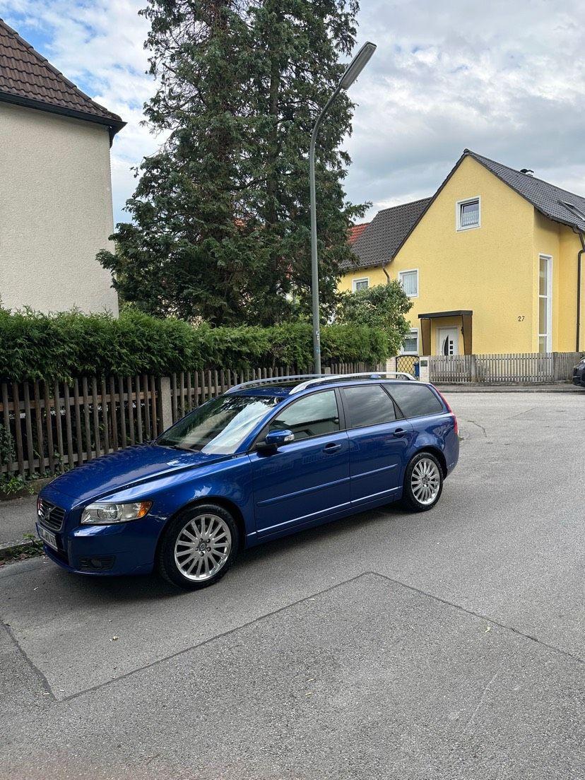 Volvo V50 2007 — engine 136 HP (100kW)