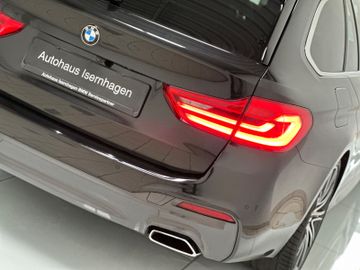 Fahrzeugabbildung BMW 530d M Sport Kam AHK LiveCockptPr Alarm HiFi 20"