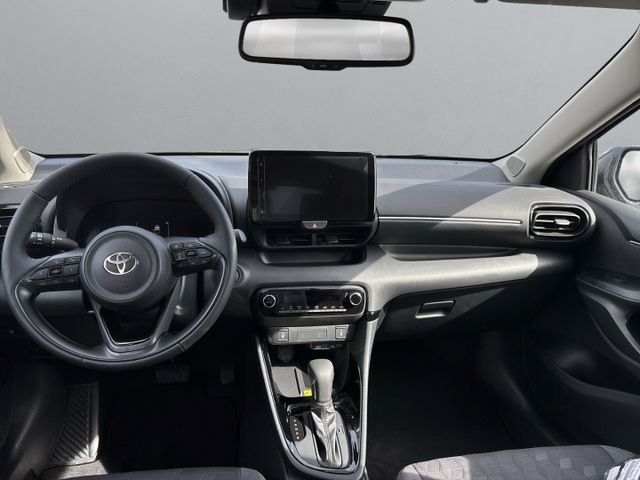 Yaris Hybrid Team Deutschland 1.5 LED Apple Car