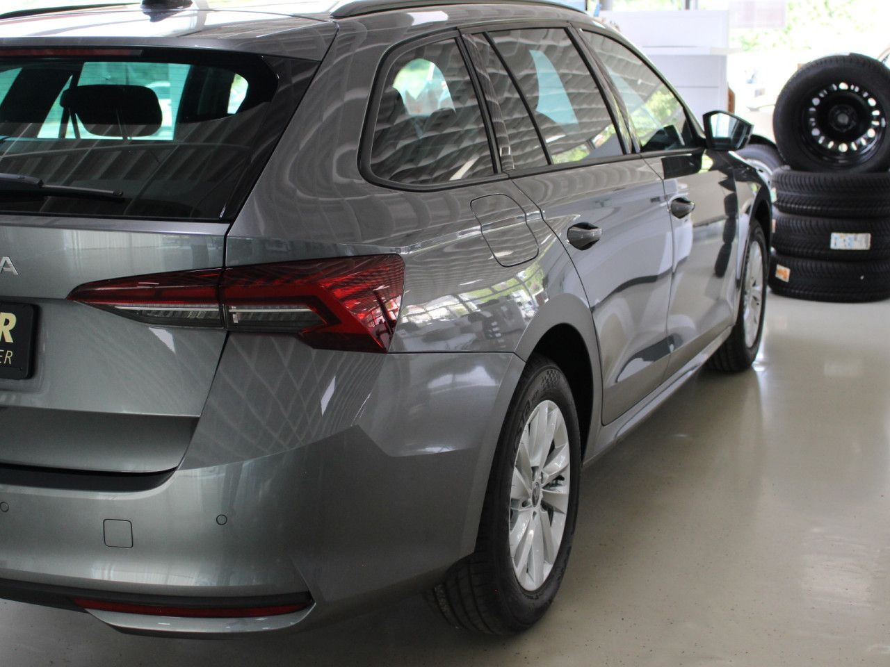 Fahrzeugabbildung SKODA Octavia 1.5 TSI mHEV Selection AHK/ACC/RFK/APP