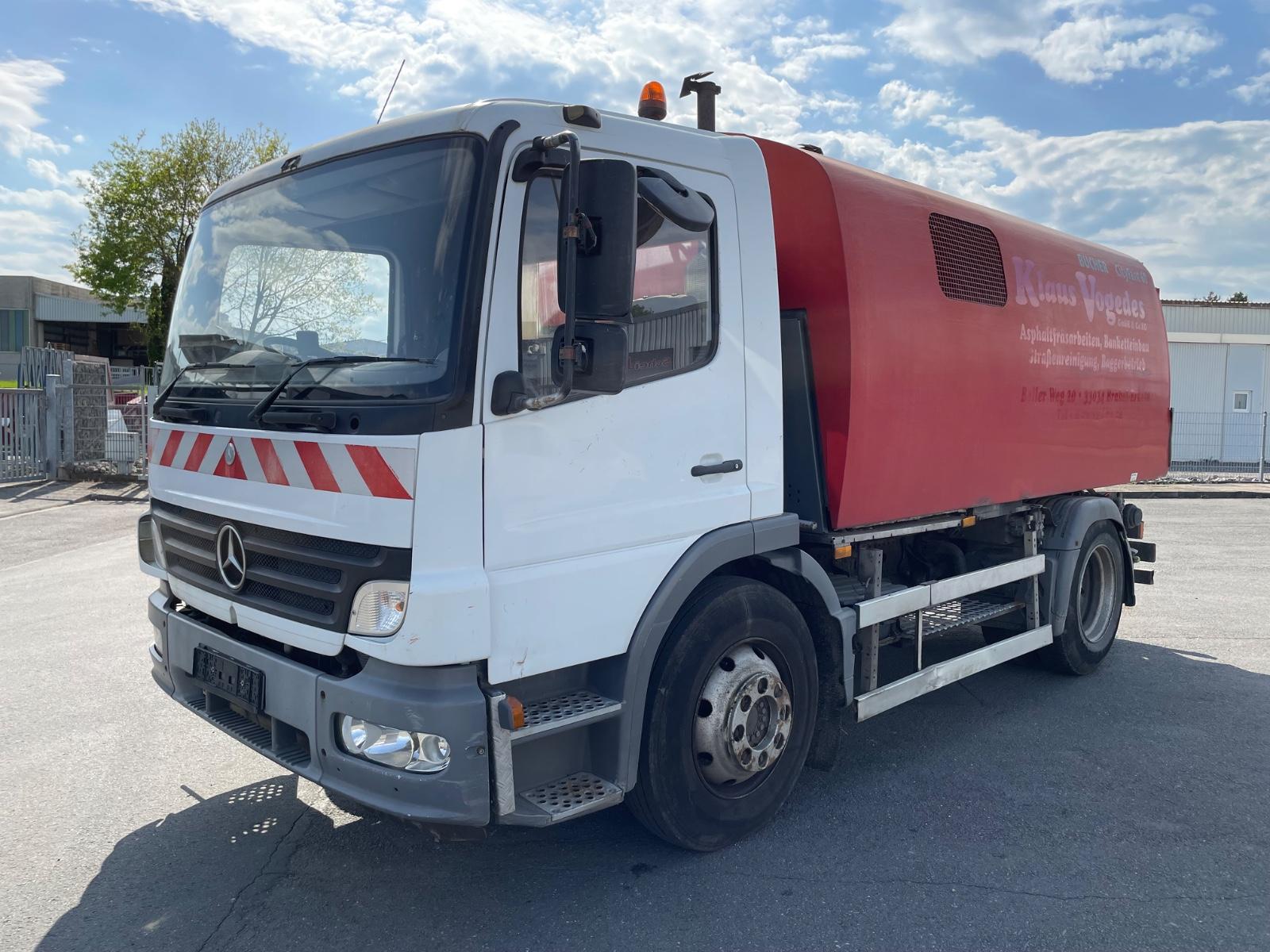 Mercedes-Benz Atego 1518 Bucher Schörling Cityfant60