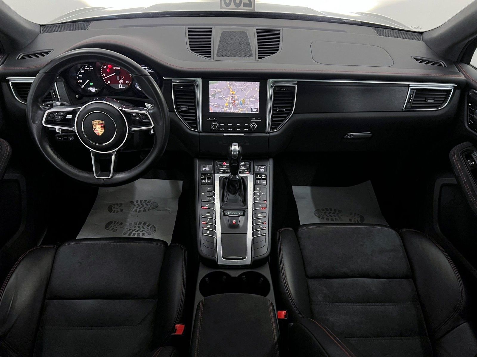 Fahrzeugabbildung Porsche Macan GTS,Navi,LED,AHK,ACC,Bose,Panorama+WR