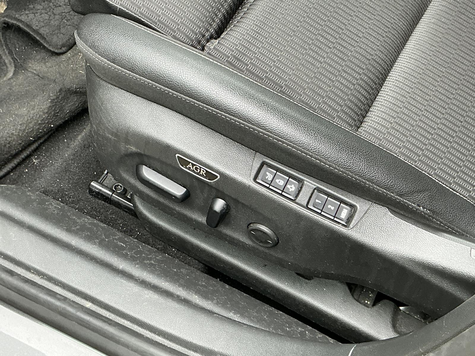 Opel Insignia Elegance Teil-Leder RCam Memory Massage