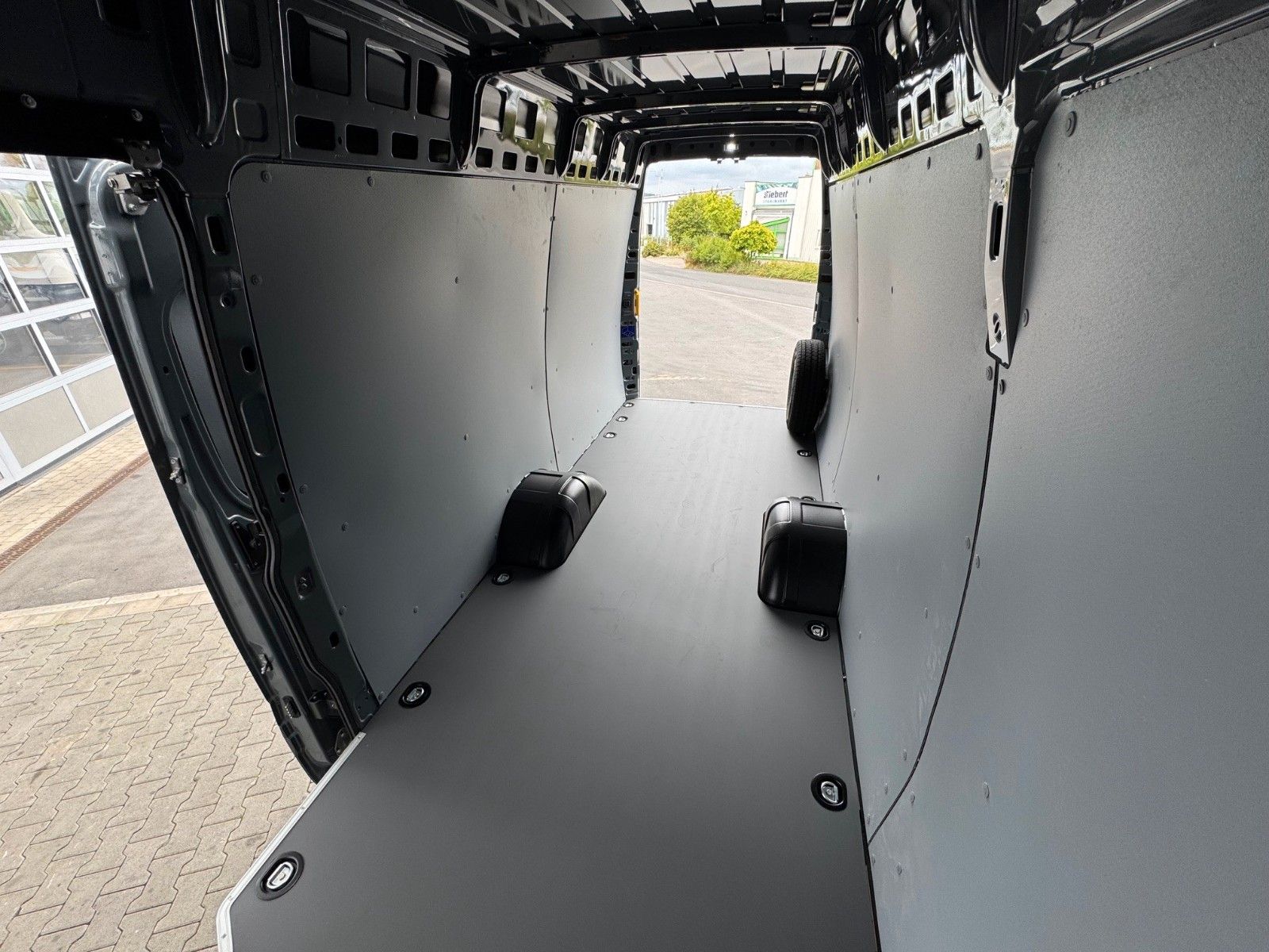 Fahrzeugabbildung Iveco Daily 70C21 3.0L *L4*H3*Automatik*LED*Luft*