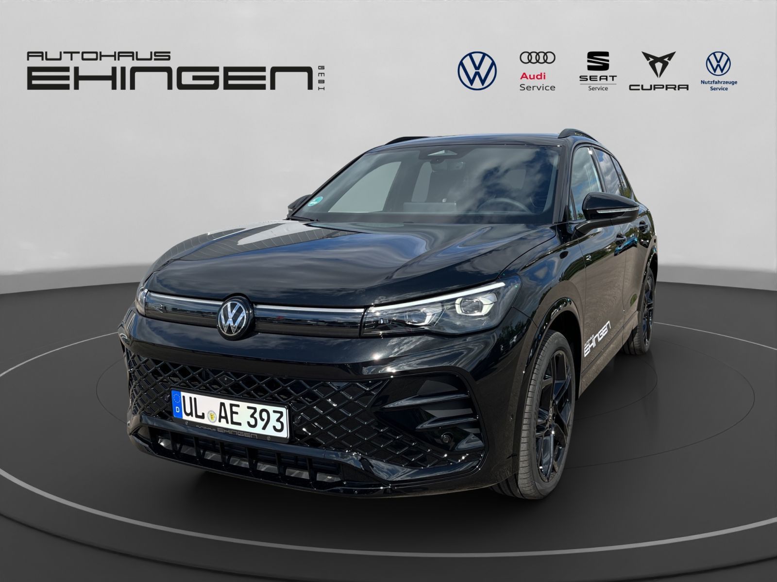 Volkswagen Tiguan Black R-Line 2.0 TDI 4MOTION Matrix Navi foto 1