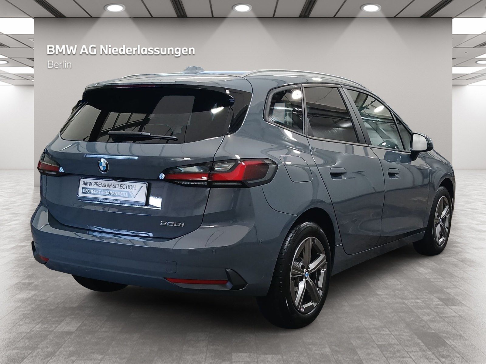 BMW 220 Active Tourer - Bild 3