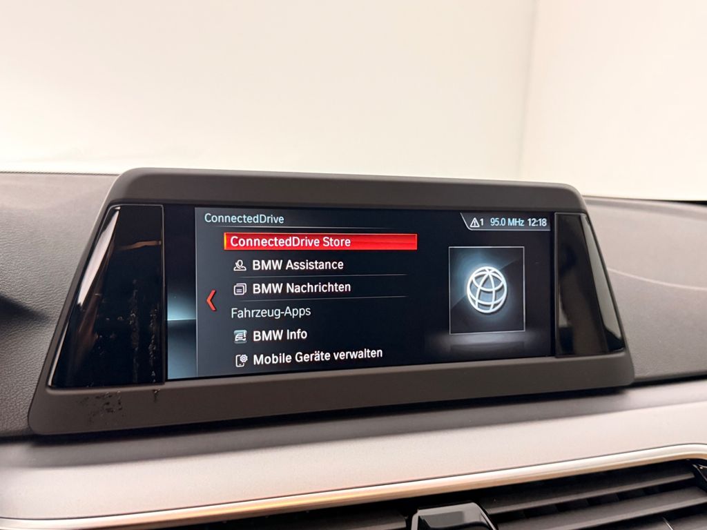 BMW 530i / 1.H RENTNER/ NUR 37.tKM/ GARANTIE/ BMW 530i / 1.H RENTNER/ NUR 37.tKM/ GARANTIE/