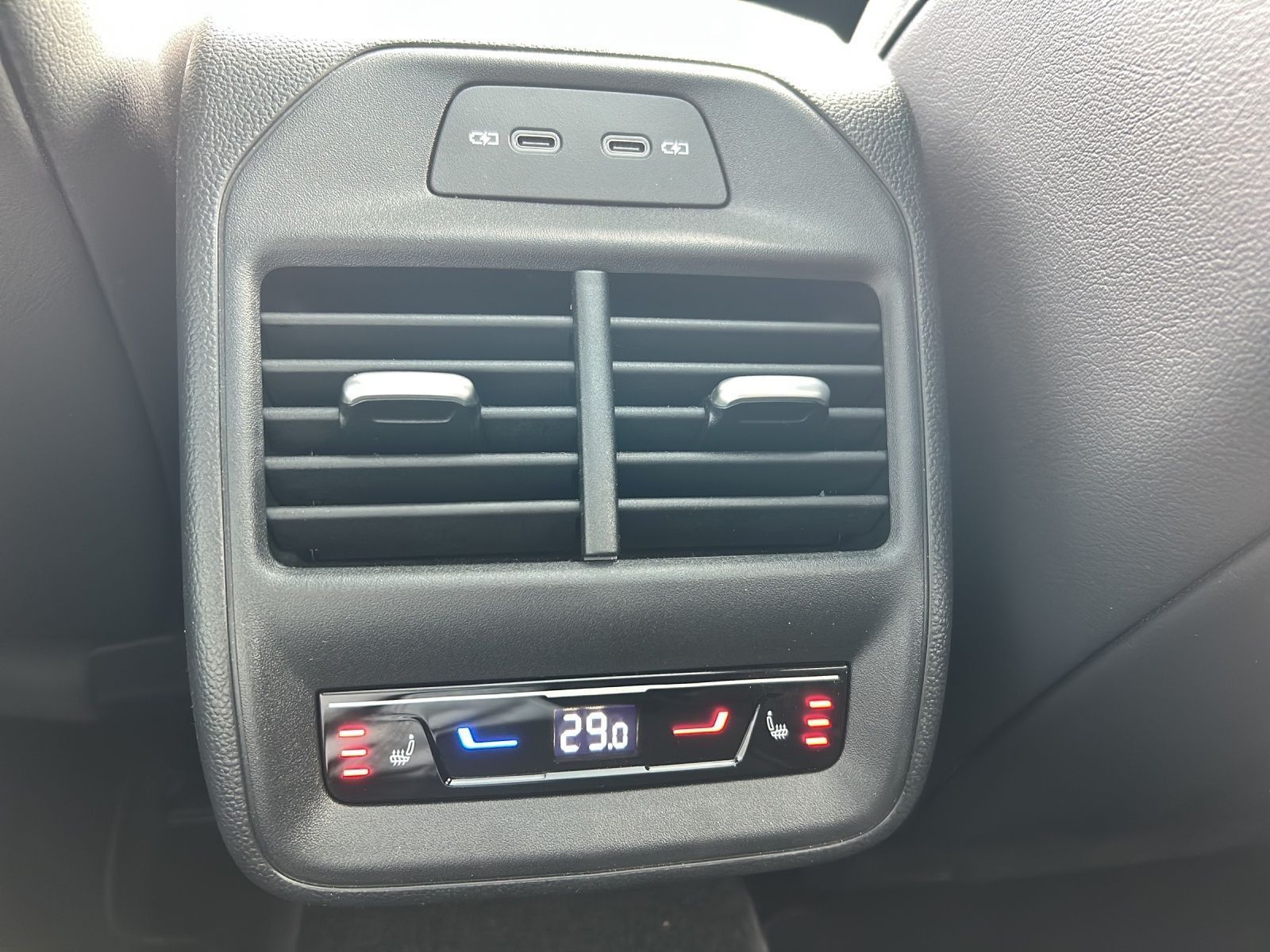 Volkswagen Passat Variant - Bild 18