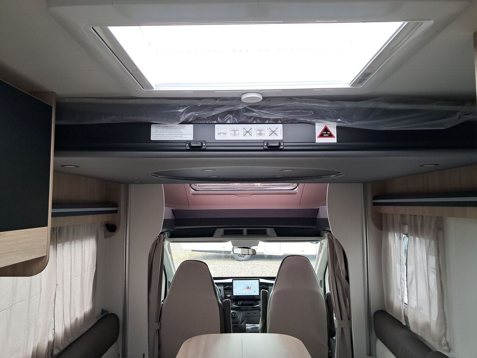 Fahrzeugabbildung Chausson Teilintegriert Titanium Line 720 Dörr30YEdition