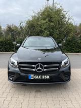 Mercedes-Benz GLC 250 d 4MATIC AMG Line Autom. AMG Line - Mercedes-Benz GLC 250 in Solingen