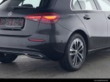 Mercedes-Benz A 180 ADVANCED/LED/KAMERA/WINTER/MBUXProgressive - Mercedes-Benz A-Class Jahreswagen: Automatik