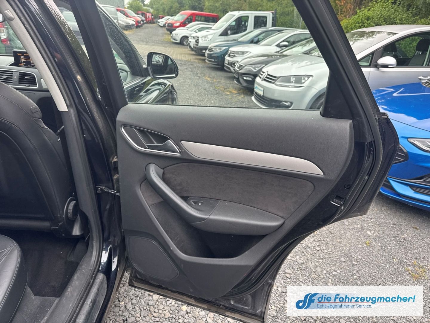 Fahrzeugabbildung Audi Q3 2.0 TDI El. Panodach Leder Soundsystem *EXPOR