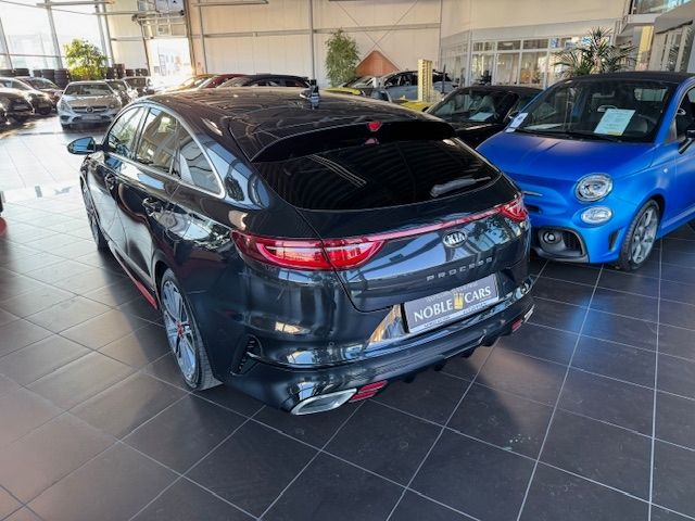 Fahrzeugabbildung Kia ProCeed GT PANO RFK JBL Sound LED NAVI