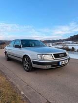 Audi 100 - silberne Audi 100