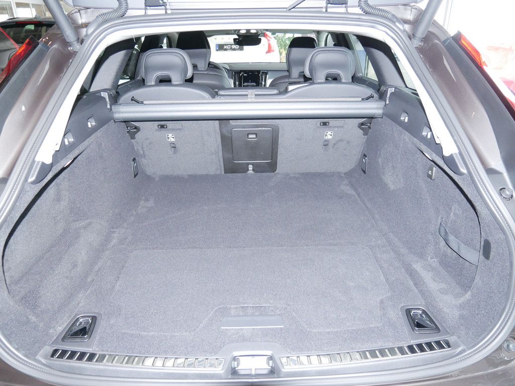 Volvo V90 B4 Plus Bright PDC SHZ LEDER KAMERA NAVI LED foto 18