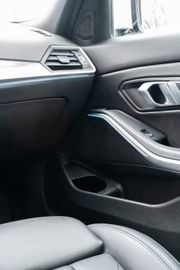 Fahrzeugabbildung BMW 320d Limo. Shadow M-Sport LED|KAM.|VIRTUAL|ACC