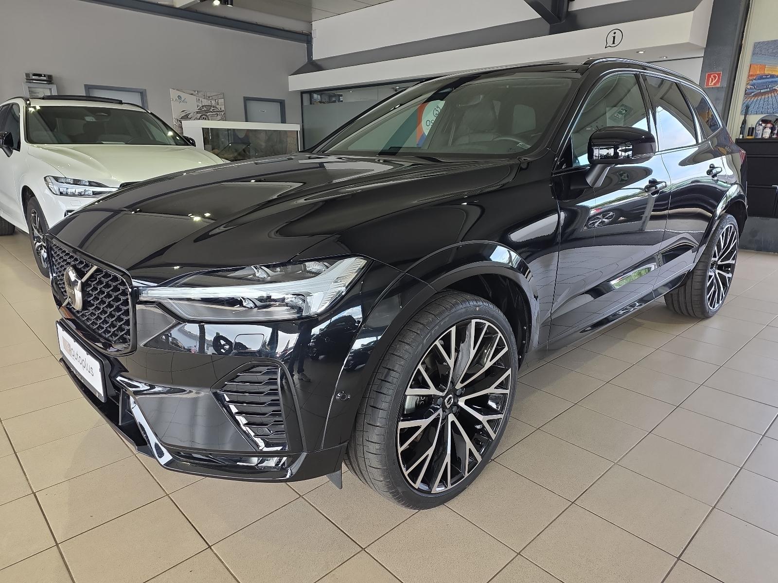Volvo XC60 B5 R-Design ACC AHK Massage 360° Pano Nappa