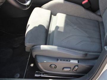 Volkswagen Golf VIII 2.0 TDI Style Tiptronic Klima LED Navi