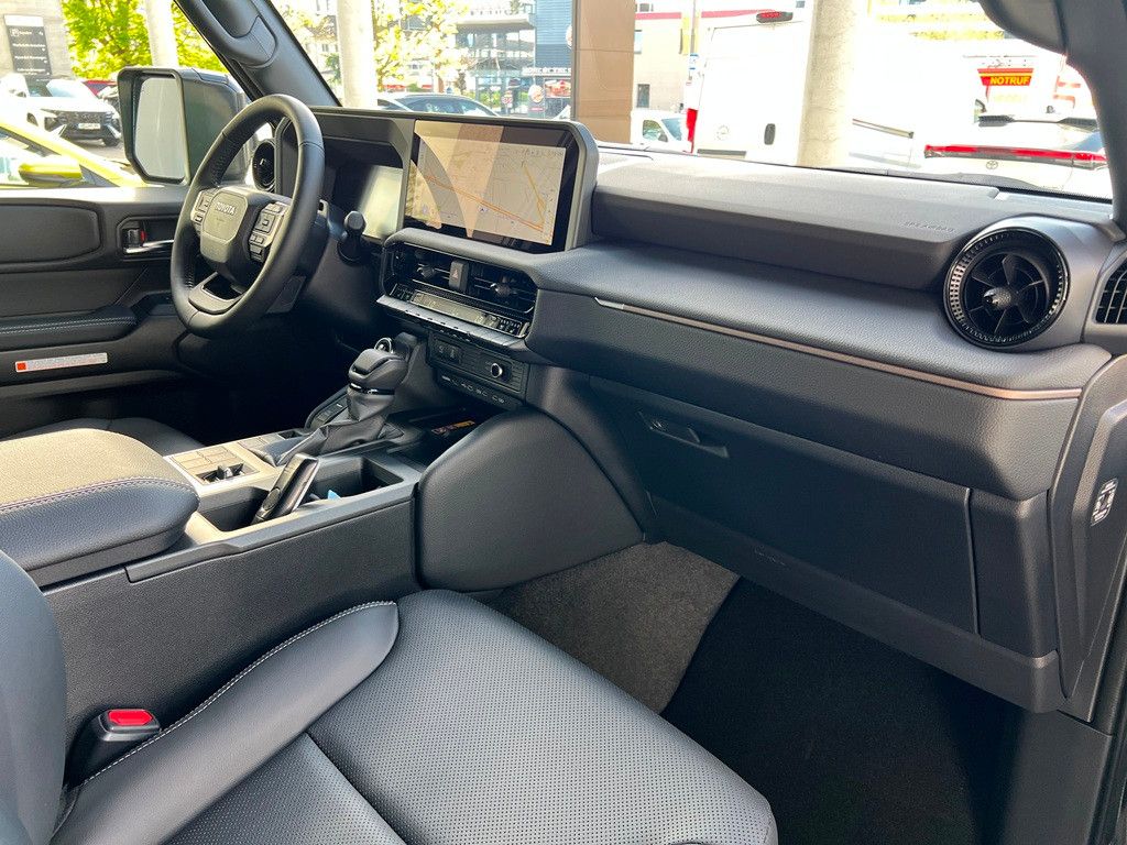 Fahrzeugabbildung Toyota Land Cruiser 2,8 D-4D AWD Executive 360° KAMERA