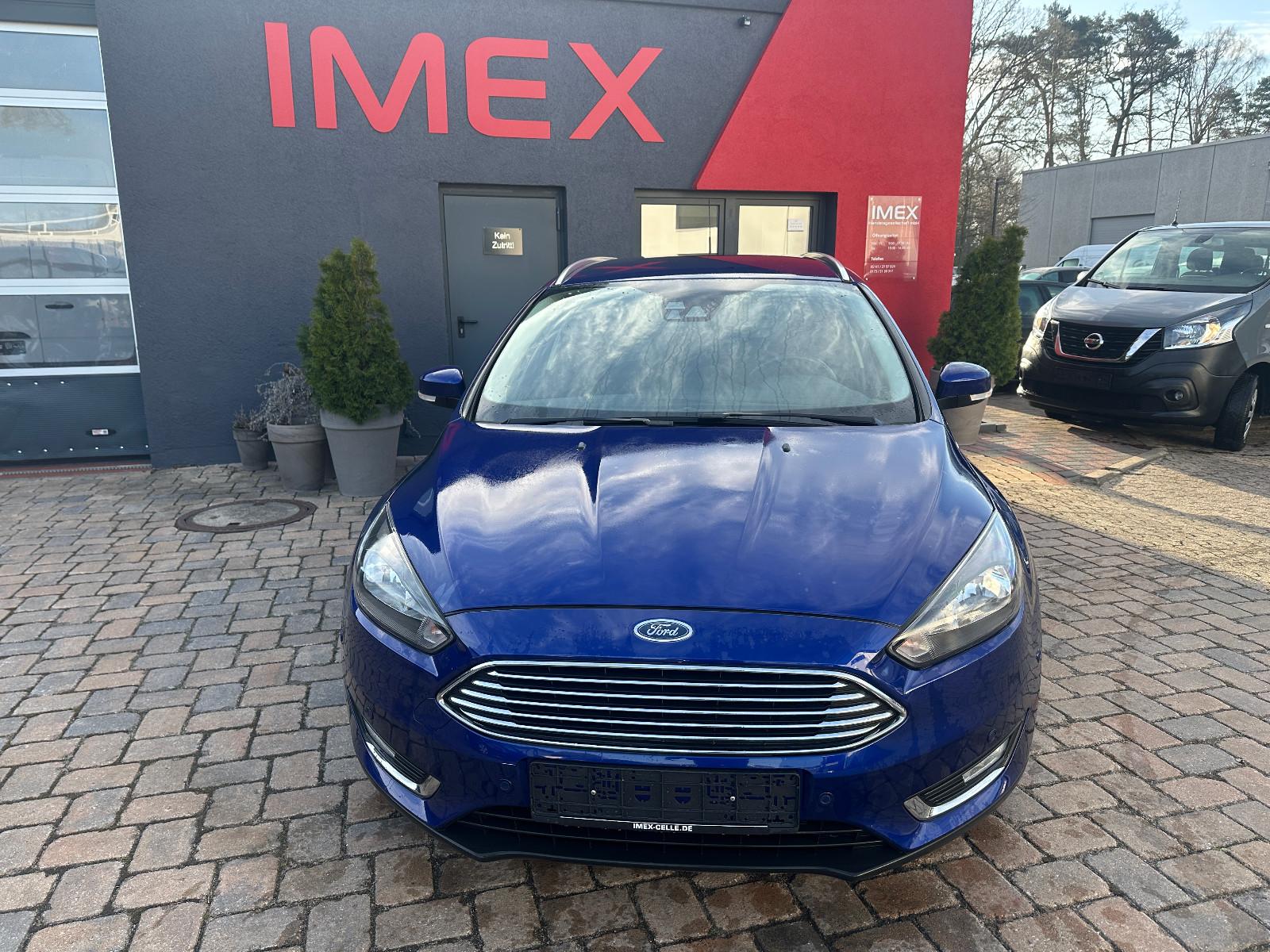 Ford Focus Titanium 125 PS HU neu  Navi SH