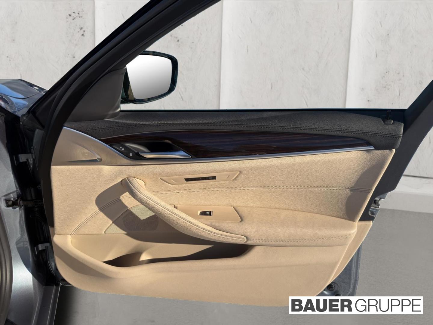 BMW 530 d Luxury Line LED Navi Prof. HUD Memory Park