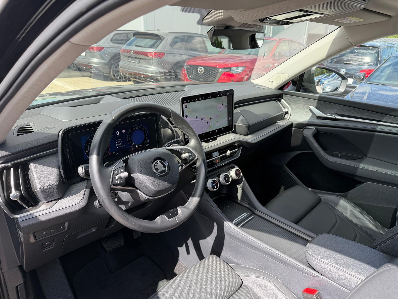 Illustration du véhicule SKODA Kodiaq 2.0 TDI 4x4 Selec PANO*AHK*MATRIX*StandH.