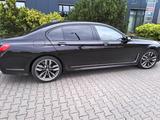 BMW M760Li xDrive V12 Excellence - - BMW M760 aus 2020