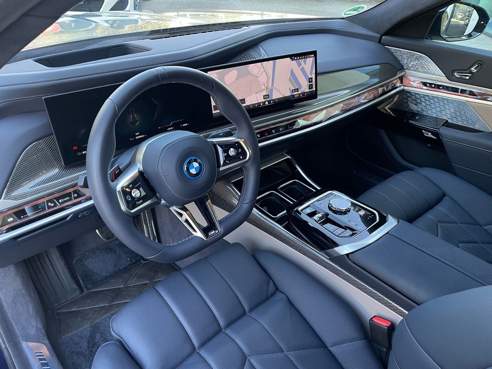 BMW i7 M70 xDrive Limo M Sport Pro exct.Loung.Sea foto 4