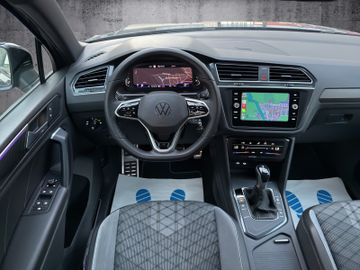 Volkswagen Tiguan R-Line 1.5 TSI DSG*BLACK*DIGITAL*LED*NAVI