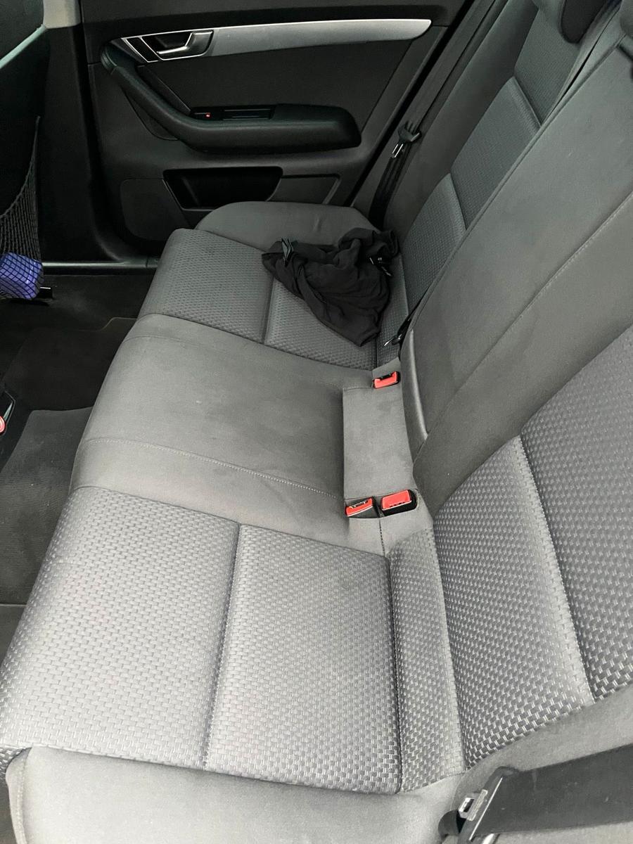 Audi Quattro 2011 — photo 6